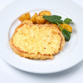 Свинина по-французки с жареным картофелем(ЧЕТВЕРГ)